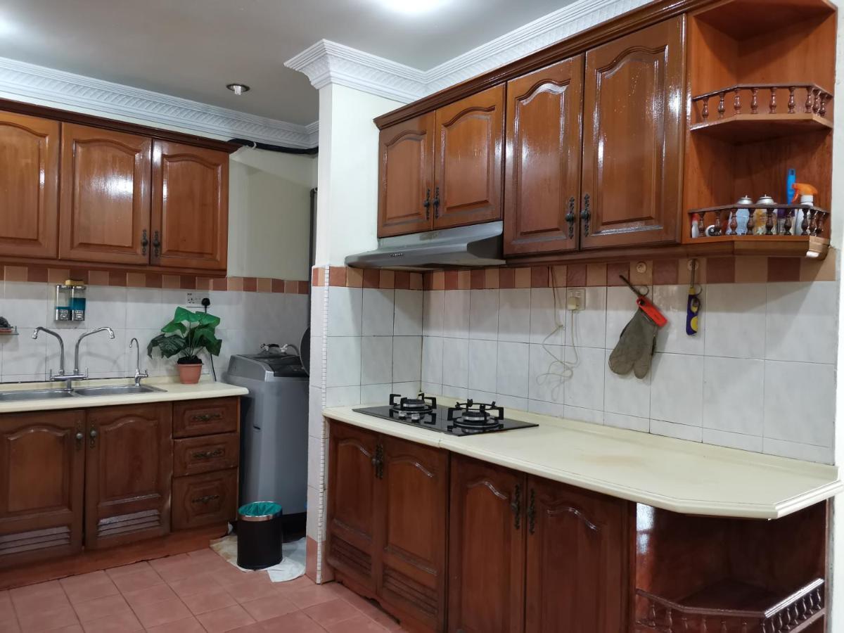 Ainis Guest House In Vista Amani Condominium Куала-Лумпур Екстер'єр фото