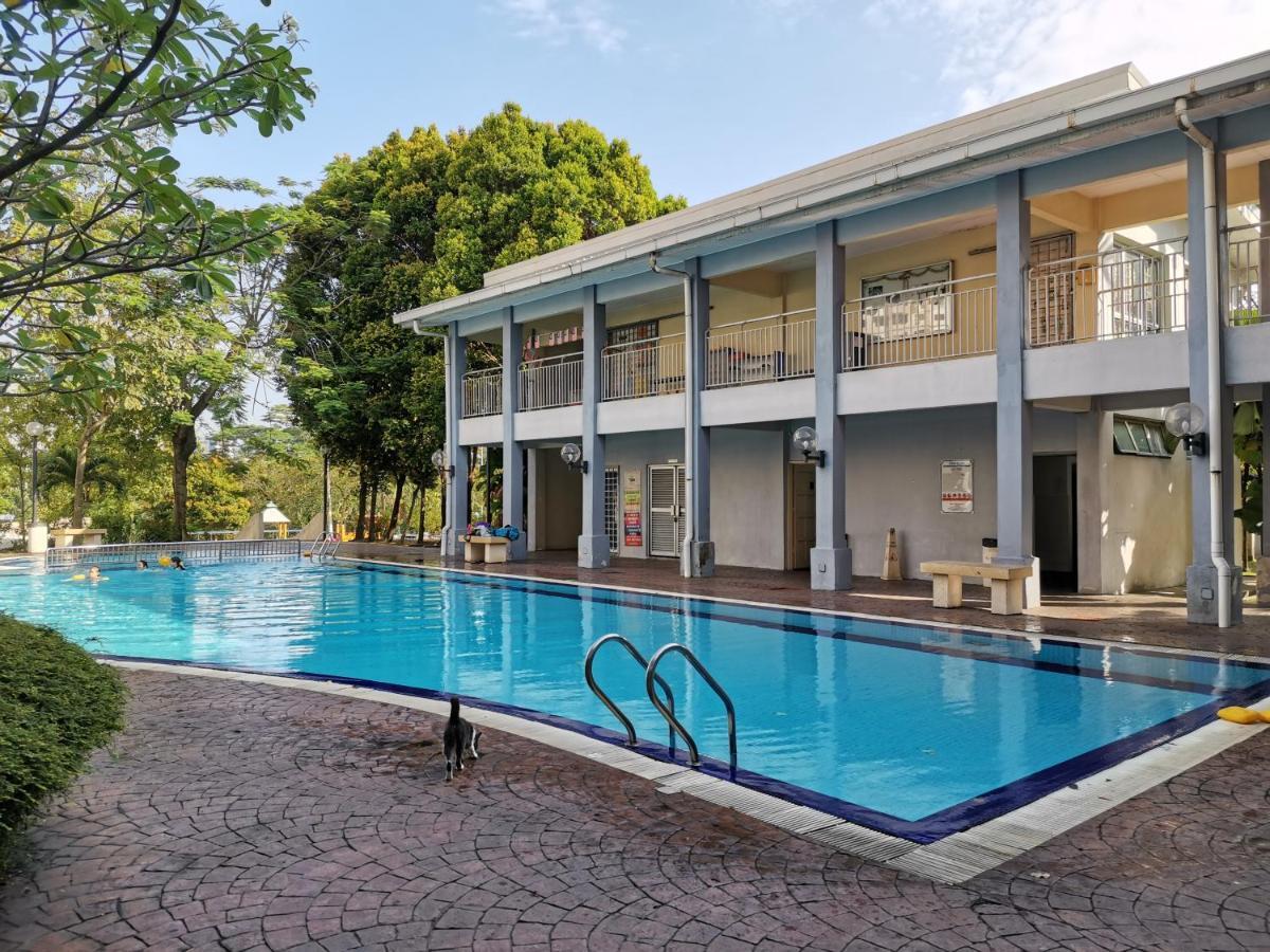 Ainis Guest House In Vista Amani Condominium Куала-Лумпур Екстер'єр фото