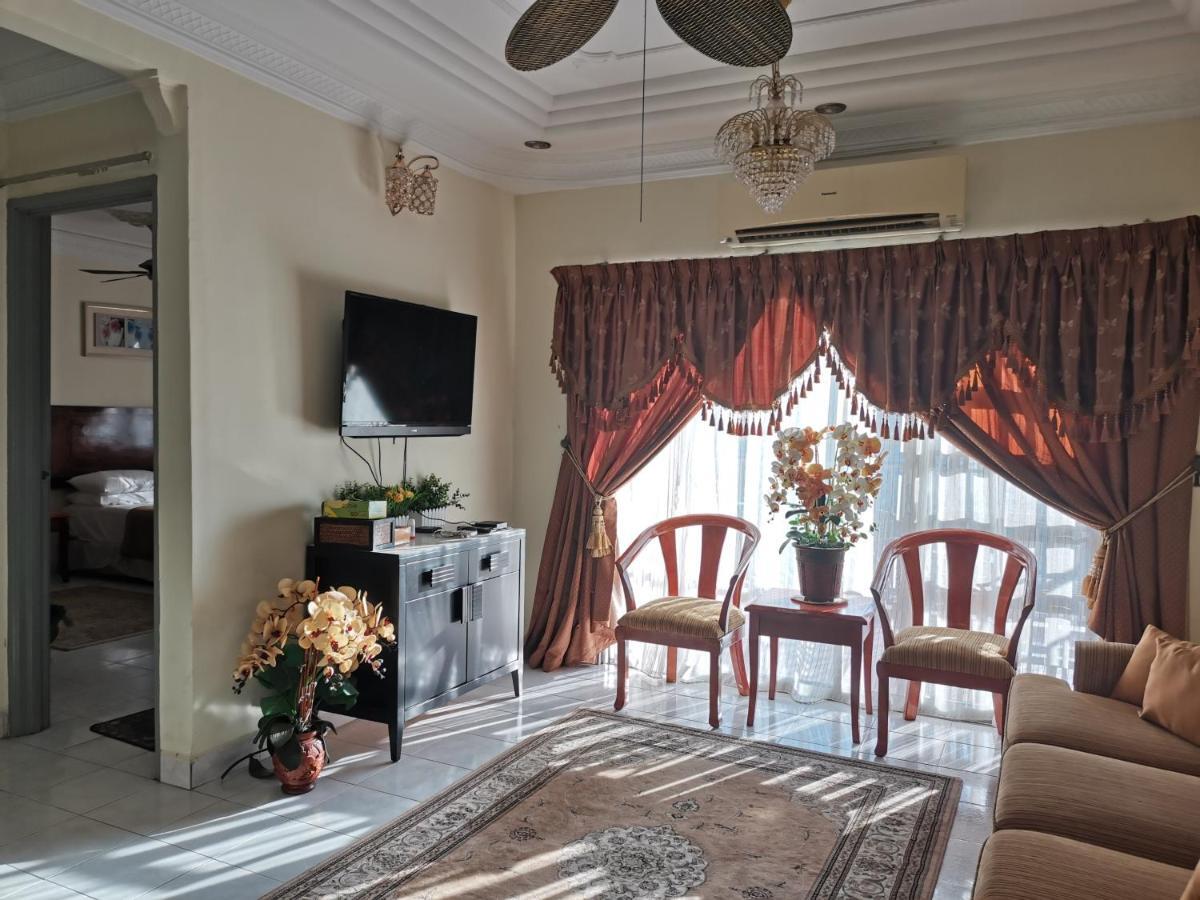 Ainis Guest House In Vista Amani Condominium Куала-Лумпур Екстер'єр фото